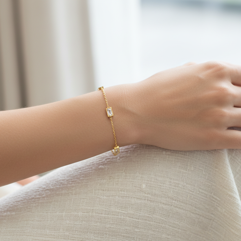 Armband | 18K Gold - Multi-Charm - Zirkon - rechteck - L 16,5+4cm - Damen